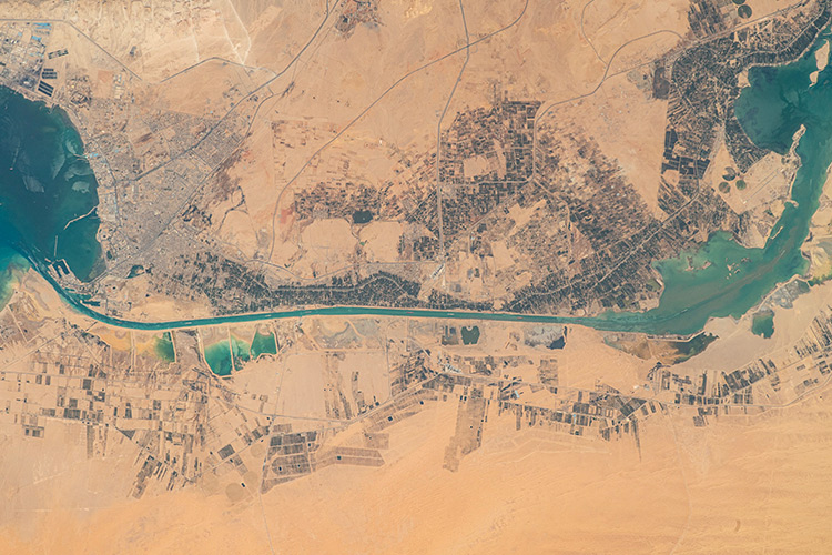 Sultan Al Neyadi photographs Suez Canal from space, says it is the ‘heart of global trade’