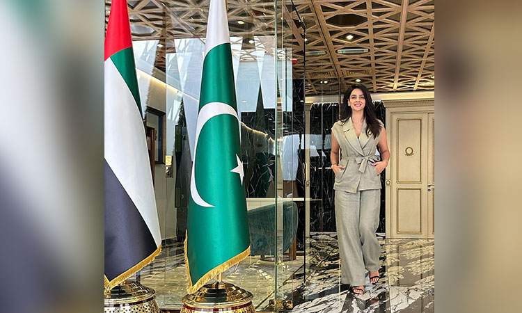 Pakistani film star Saba Qamar thanks UAE for receiving Golden Visa