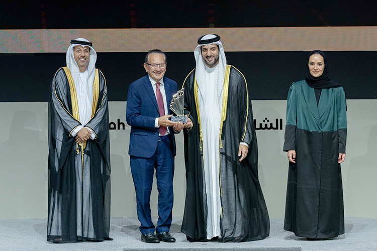 Sheikh Sultan Bin Ahmed honours winners of Sharjah Government Communication Award