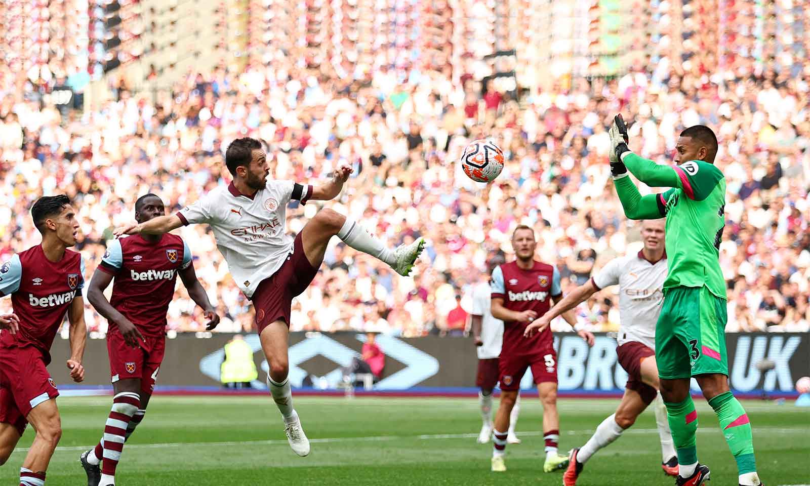 Man City defeat West Ham in Premier League