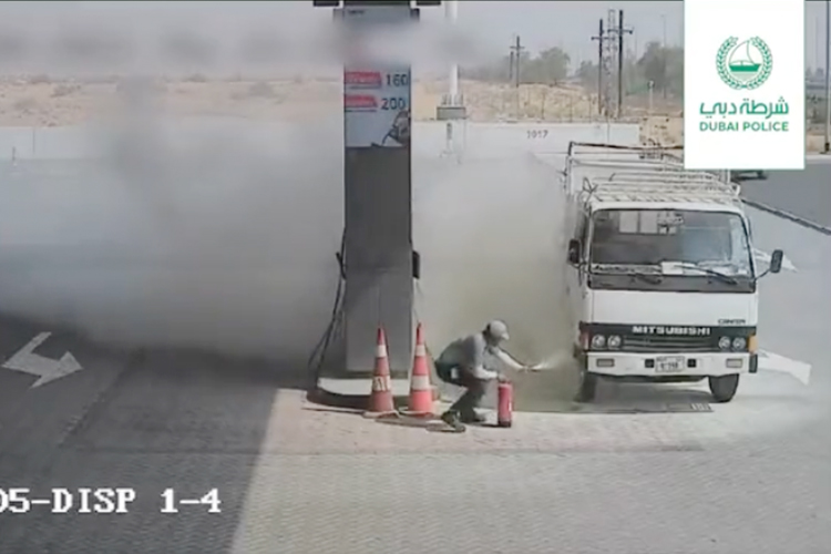 VIDEO: Dubai Police commend ENOC station staff for swift action during truck fire