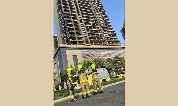 Dubai Civil Defence controls residential tower fire