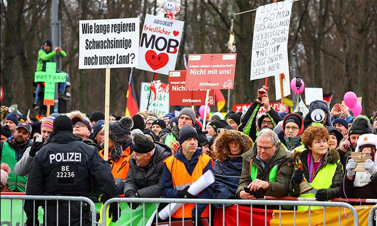 There's no more money, German minister tells rowdy farmers