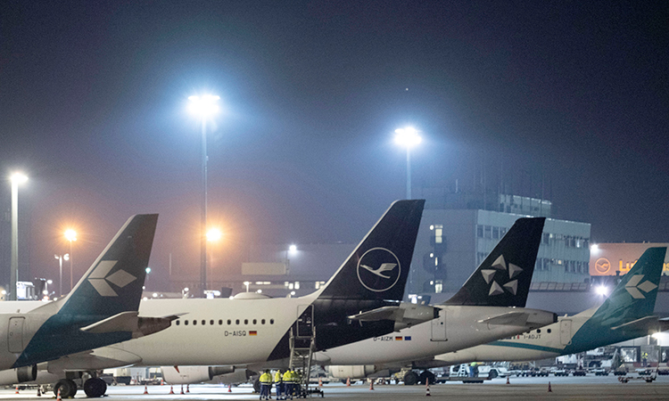 Heavy snowfall and freezing rain cause flight cancellations across Germany