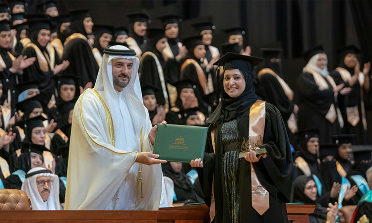 Sultan Bin Ahmed witnesses graduation of University of Sharjah's female students