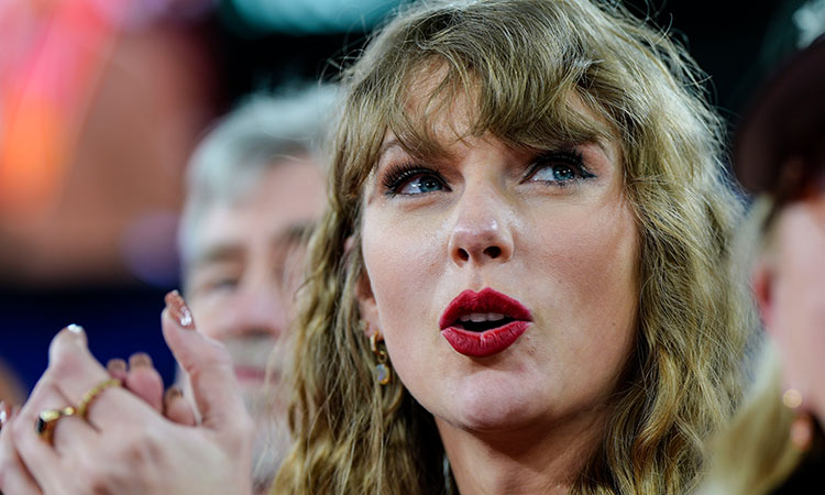 X pauses Taylor Swift searches as deepfake explicit images spread