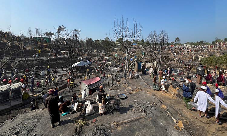 Fire leaves nearly 7,000 Rohingya homeless in Bangladesh camp