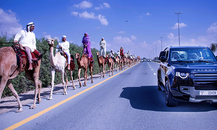 Sheikh Mohammed meets participants of ‘Camel Trek’ in Dubai