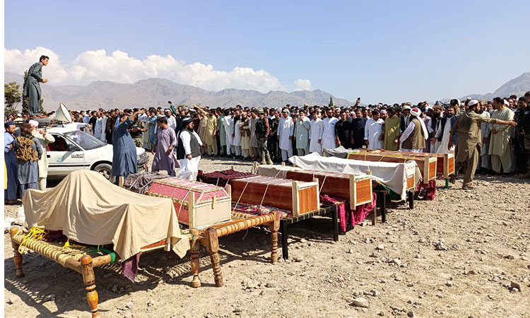 Tribal clashes kill at least 16 people in Pakistan's Kurram district