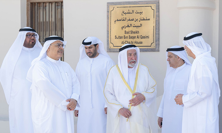 Sheikh Sultan inspects cultural projects in Heart of Sharjah