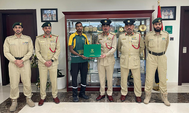 Dubai Police honour Indian resident for returning Dhs100,000