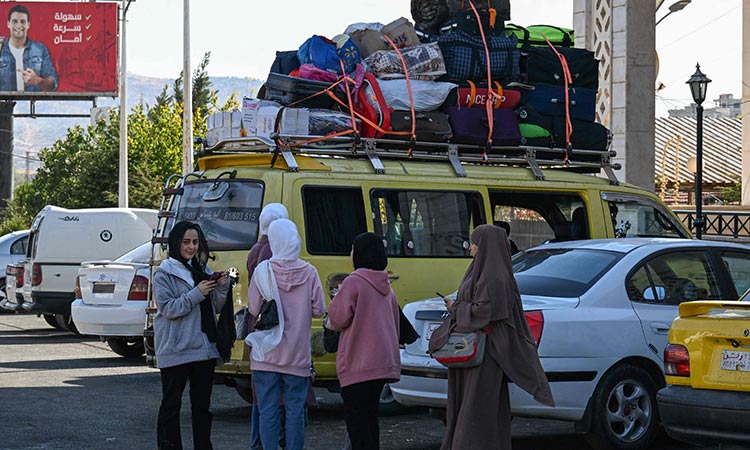 Lebanon says over 400,000 fled to Syria in around 2 weeks