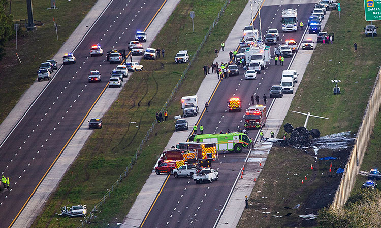 2 dead after small plane attempts emergency landing on Florida highway