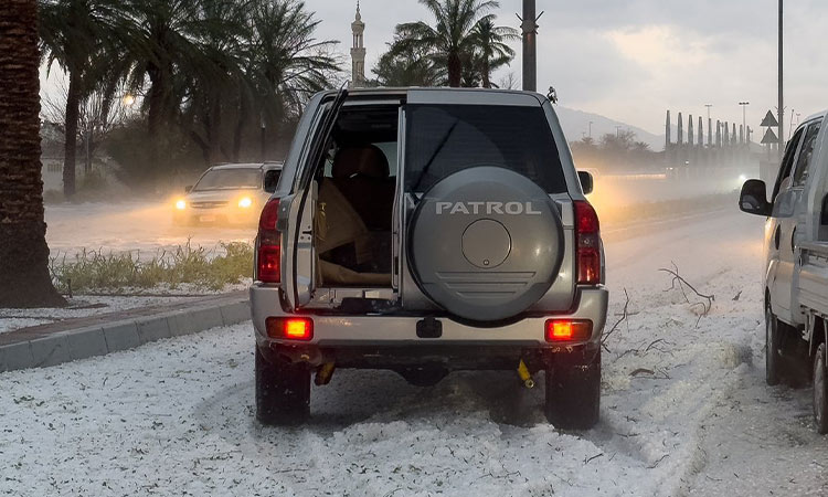 VIDEO: Heavy rain, hailstorm damage cars in Al Ain