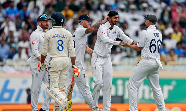 'Excellent' Bashir takes four wickets to put England on top against India in fourth Test