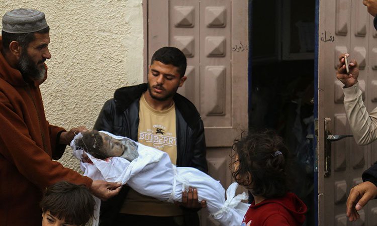 'Bloody' Ramadan Friday as Gaza strike kills 36 Tabatibi family members