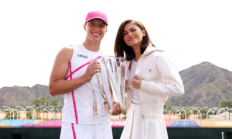 Swiatek celebrates Indian Wells title with Hollywood actress Zendaya