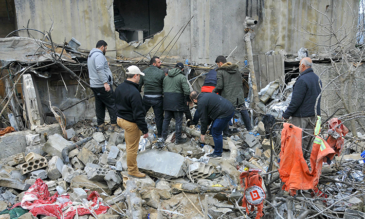 Israeli air strikes kill 7 in Lebanon