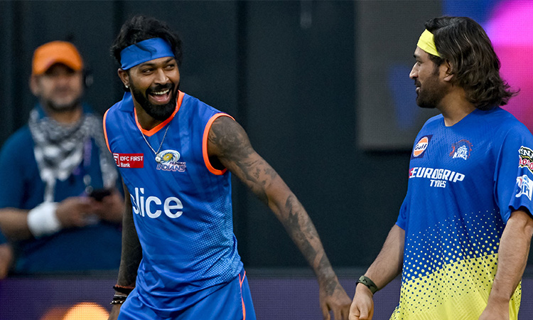 Mumbai Indians coach Pollard 'sick and fed up' of captain Pandya bashing