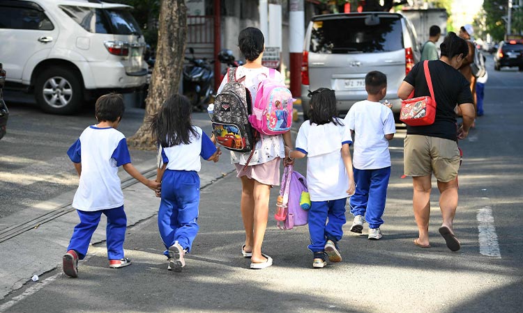 Thousands of Philippine schools suspend in-person classes due to heat