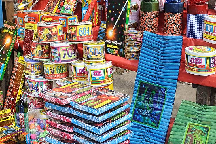 UAE Public Prosecution explains penalties for illegal trade in fireworks