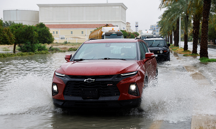 Rain hits several UAE areas again; Sharjah shows full-on readiness