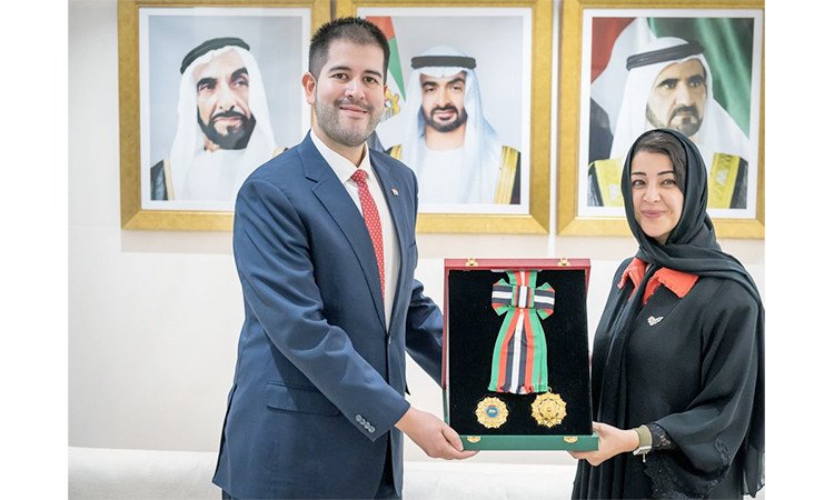 UAE President confers First-Class Medal of Independence on Ambassador of Paraguay