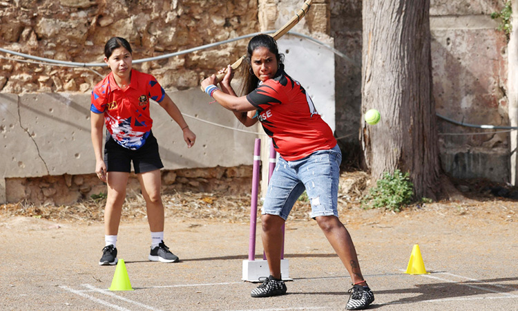 Lebanon migrant workers find joy in cricket