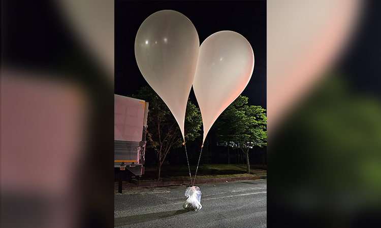 North Korea sends balloons of 'trash, faeces' into South Korea