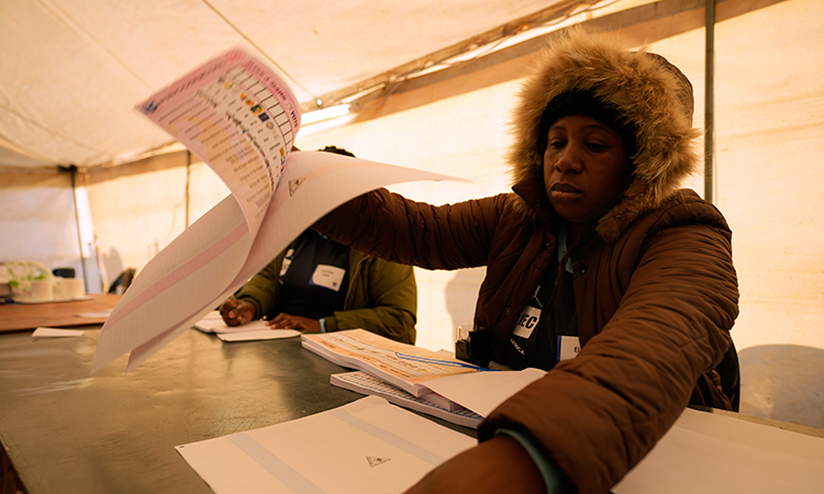 South Africans start voting in election that could see ANC lose majority