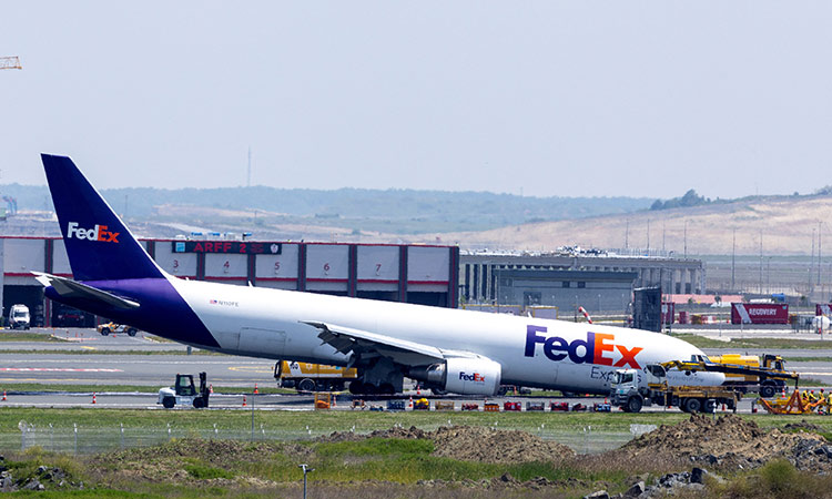 Probe launched after Boeing cargo plane lands in Istanbul without front landing gear