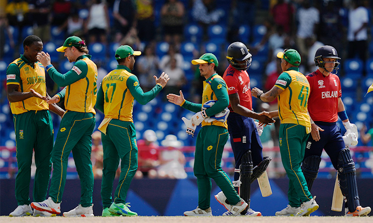 South Africa beat England in thriller to stay unbeaten at T20 World Cup