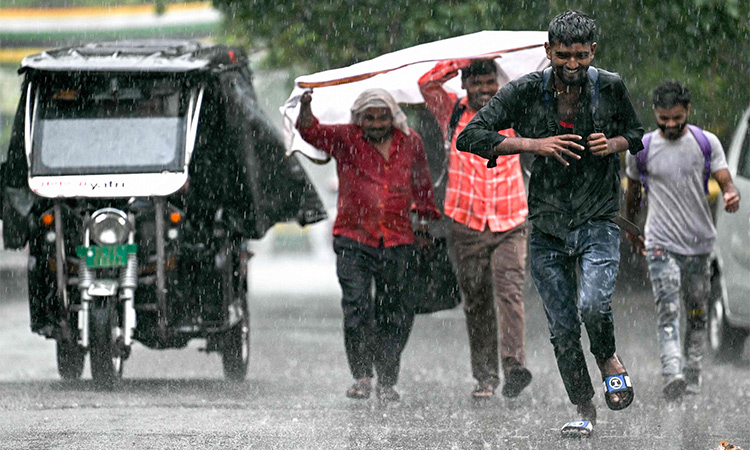 Heavy rain shuts schools in Indian states of Kerala and Karnataka