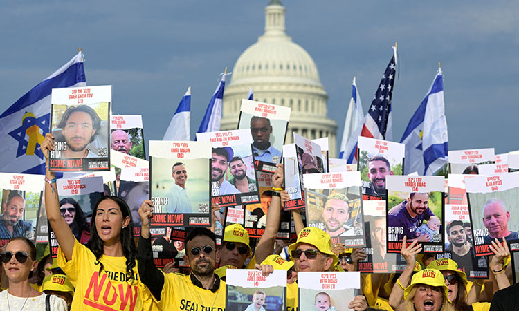 Demonstrators stage mass protest against Israeli PM in Washington