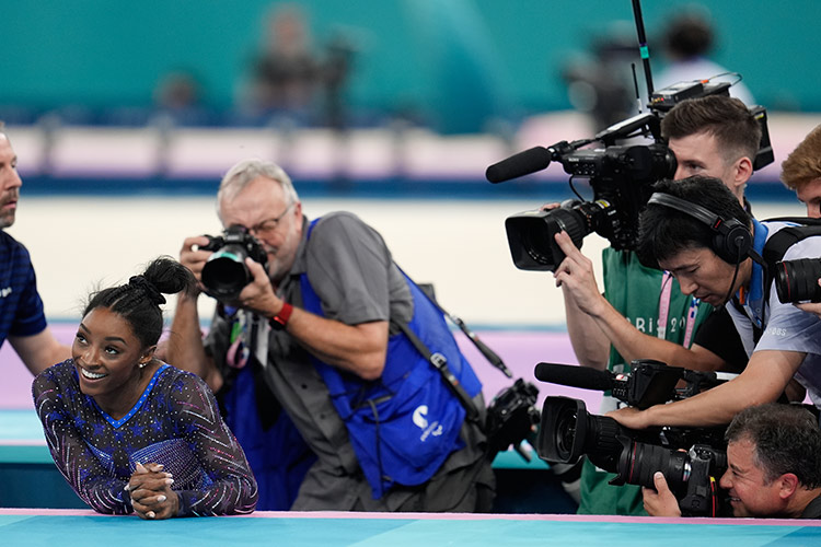 Simone Biles reclaims all-around crown for sixth Olympic gold