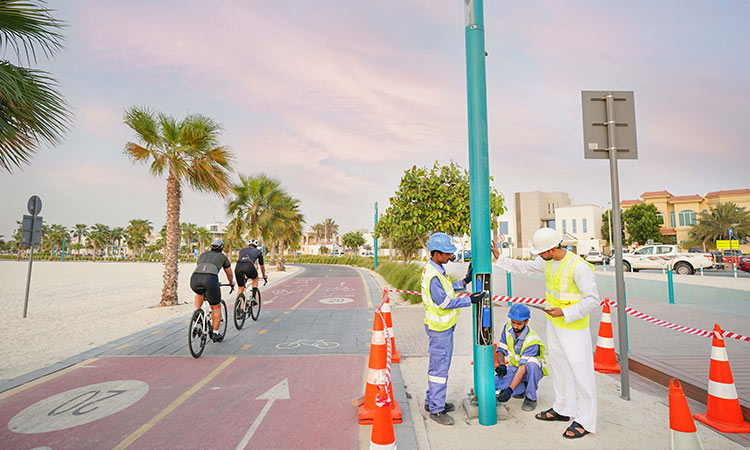 RTA completes maintenance of 2,173 lighting units on cycling, e-scooter tracks