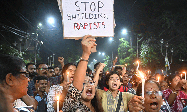 Protests sweep Indian cities over rape and murder of young female doctor