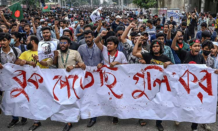 Bangladesh protest leader says PM must resign, 'face trial'