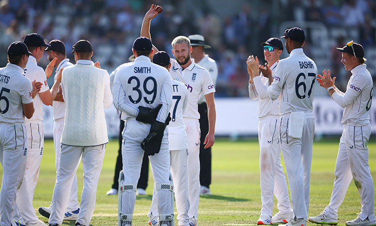 Clinical England maul hapless Sri Lanka to seal series with win in second Test