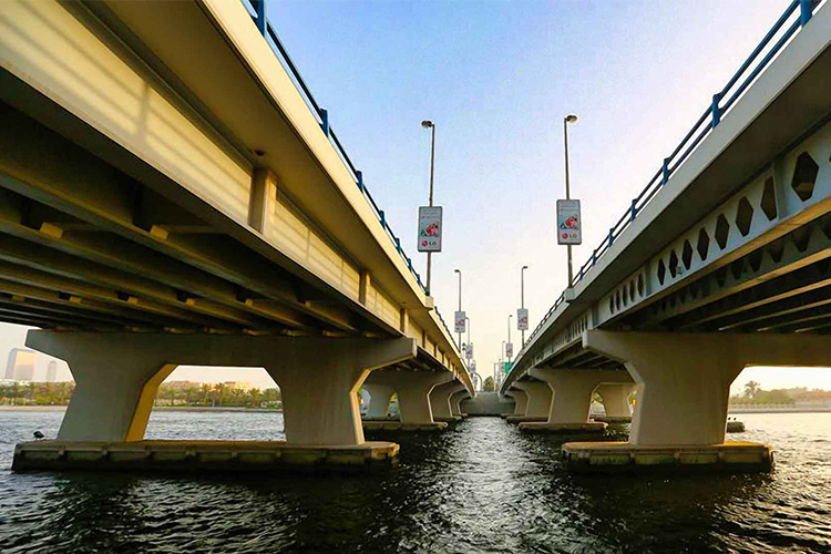 Dubai’s Maktoum Bridge to be temporarily closed till Jan.16, motorists advised to use detour 