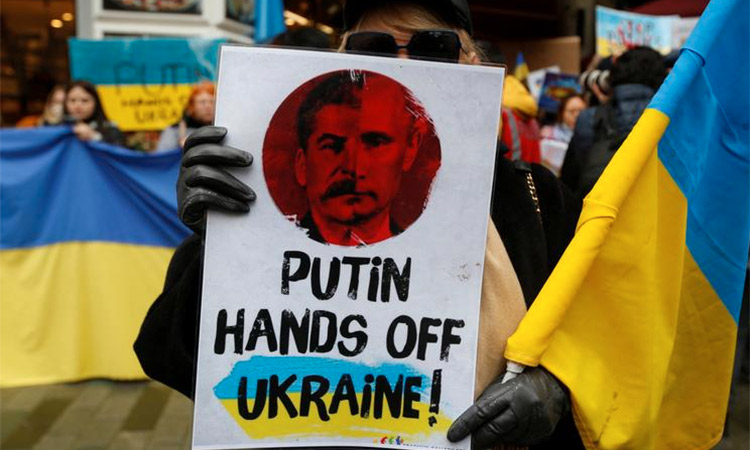 Europe still struggling through Ukraine crisis