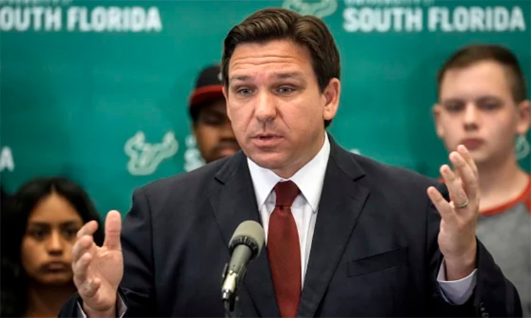 How can DeSantis bully strangers into unmasking?