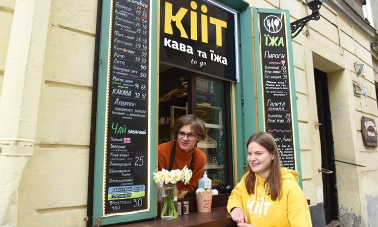 Uprooted by war, Ukrainians conjure up cafe