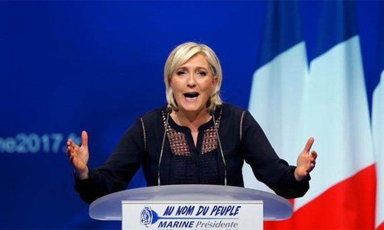 Le Pen has pledged to fine women wearing headscarf in public