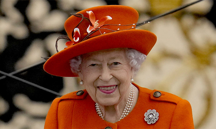 Elizabeth II – symbol of constitutional propriety