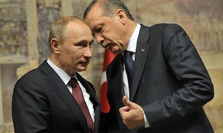 Erdogan gets close to Putin, keeps Biden at a distance