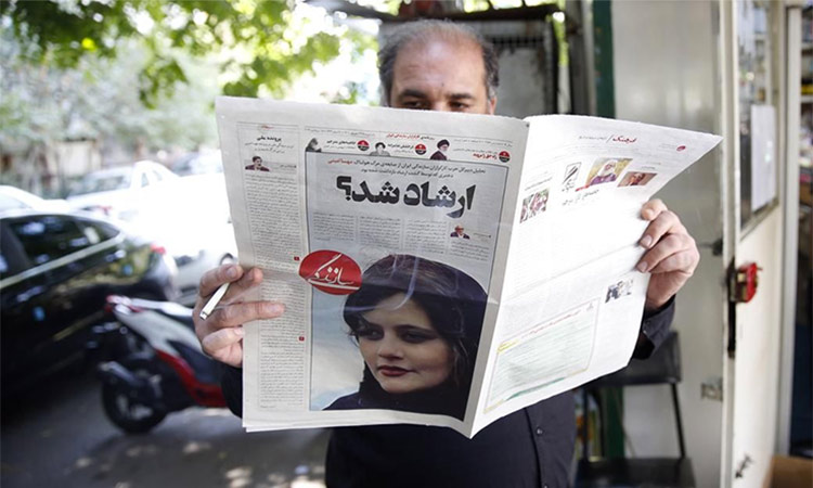 Moral police under pressure in Iran