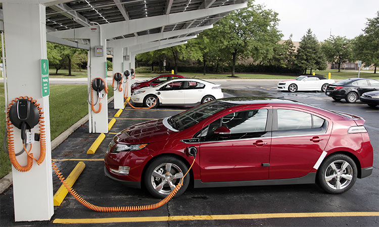 Electric vehicle adoption faces challenge