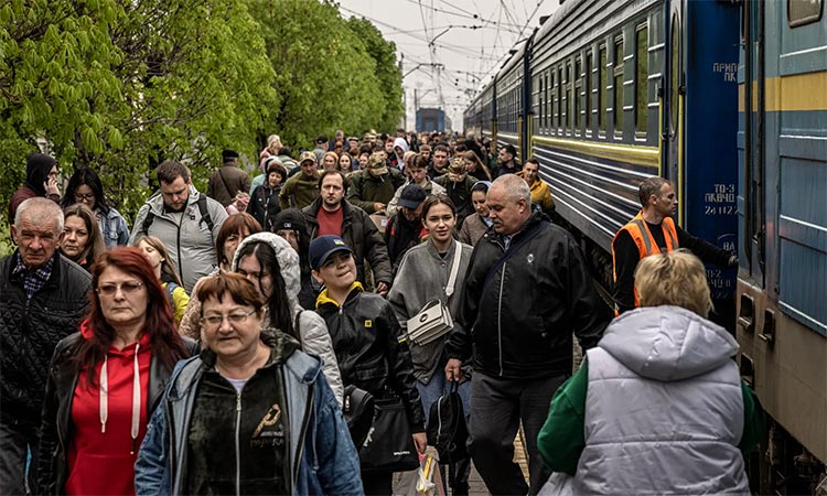 Ukrainian returnees come back to war