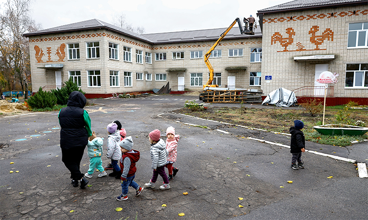 Ukraine starts to rebuild towns even as war rages on